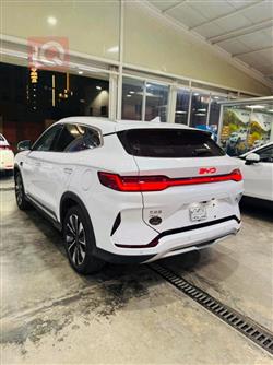 بي واي دي Qin Plus